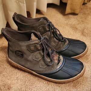 Sorel Out N About Camo Boots